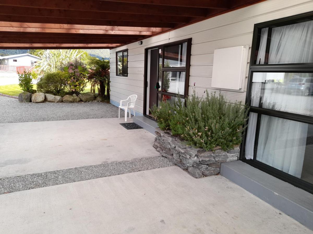 Lake Matheson Motel Glacier Fox Extérieur photo