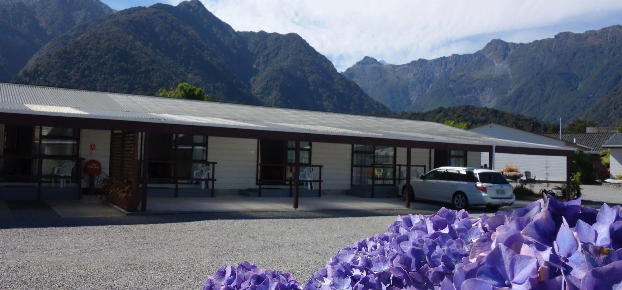 Lake Matheson Motel Glacier Fox Extérieur photo