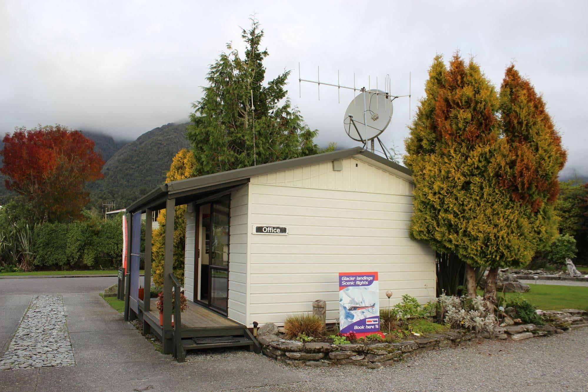 Lake Matheson Motel Glacier Fox Extérieur photo